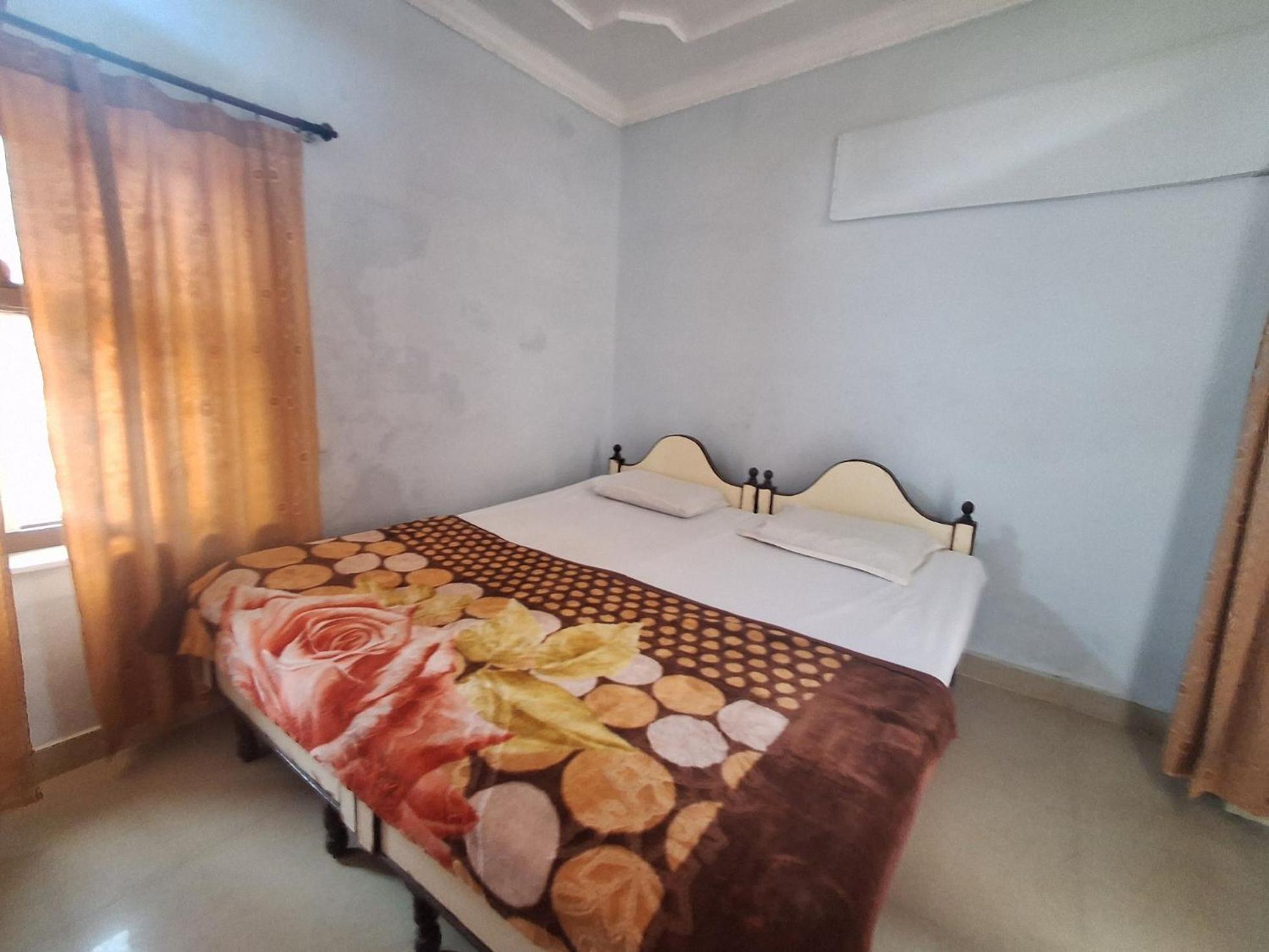 Hotel Om Pushkar Exterior photo